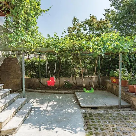 3 Bedroom Gorgeous In Domijanici Žminj